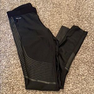 Nike leggings